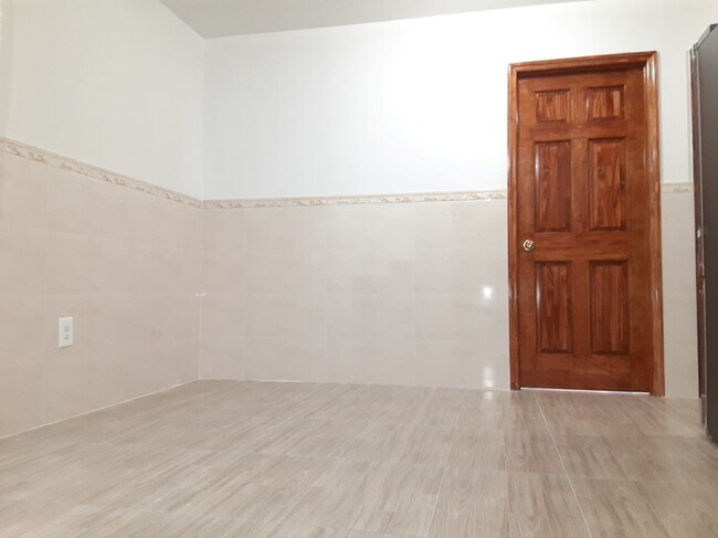 Foto del edificio - 978 Dahill Rd