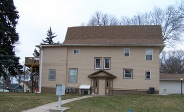 Only unit 2 is open - 1001 Elm Ave Only unit 2 is open - 1001 Elm Ave