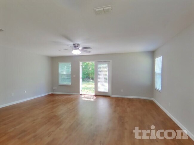 Foto del edificio - 4480 Glendas Meadow Dr