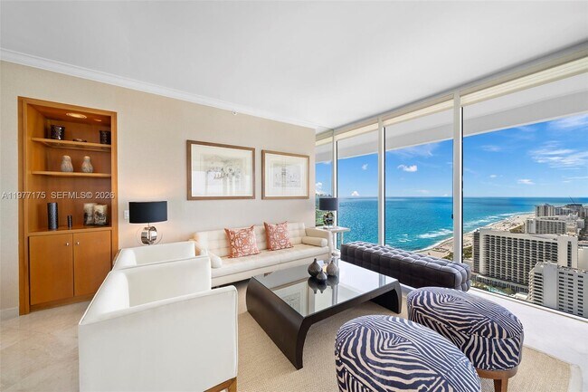 Building Photo - 4775 Collins Ave