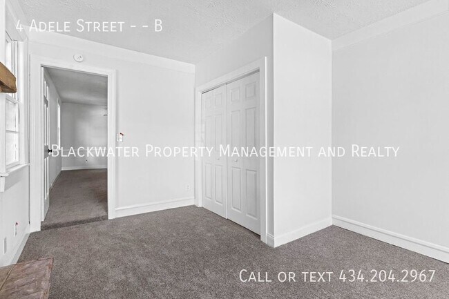 Foto del edificio - Beautifully Renovated 1 Bedroom Apartment!
