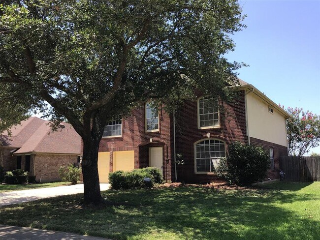 Building Photo - 6202 Villa Hills Dr
