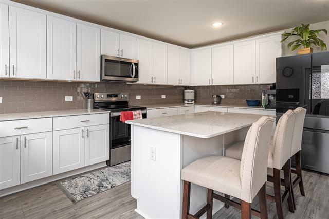 Foto del edificio - 4620 Knoll Gardens Wy