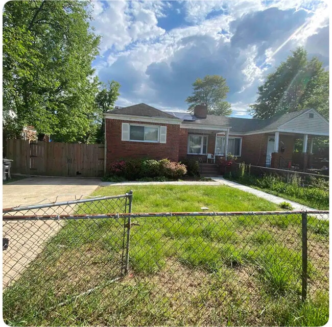 Photo - 2315 Sheridan St House