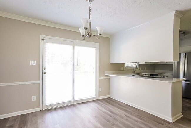 Foto del edificio - 529 Valleyview Dr