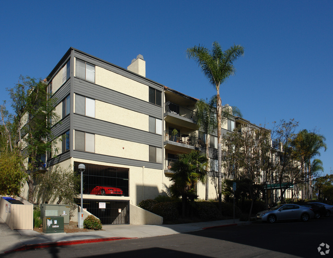 Building Photo - Park View Condos