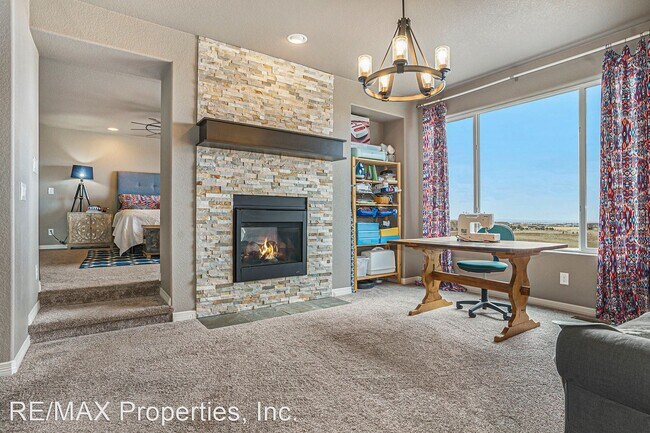 Building Photo - 4 br, 3.5 bath House - 12857 Morning Breez...