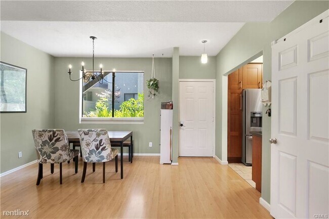 Building Photo - 2 br, 2 bath Condo - 330 Cordova St Unit 105