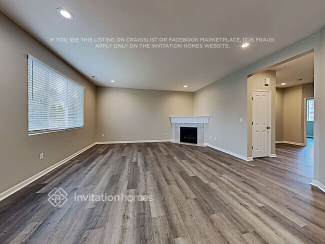 Foto del edificio - 17312 83 Ave Ct E