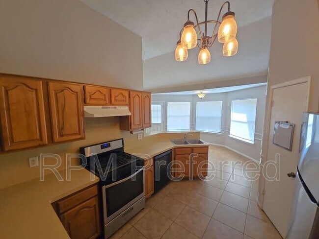 Building Photo - 14807 Cypress Ridge Dr