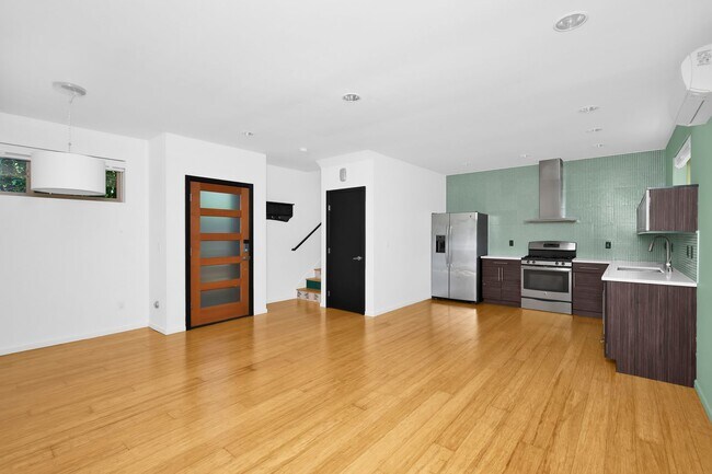 Photo - 1807 25th Ave House