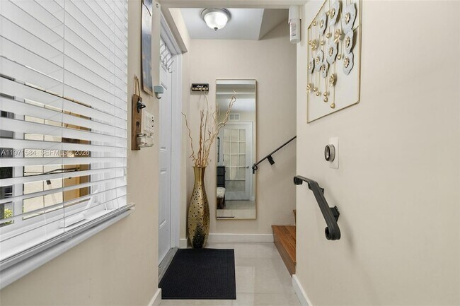 Foto del edificio - 18413 NE 27th Ct