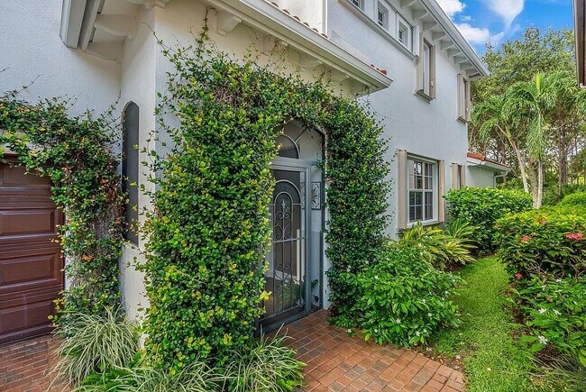 Foto del edificio - 631 Moondancer Ct