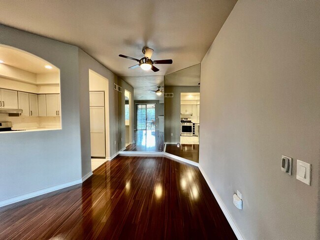 Foto del edificio - Charming 2B/2BA Condo with Patio and Pool Access in Carmel Mountain