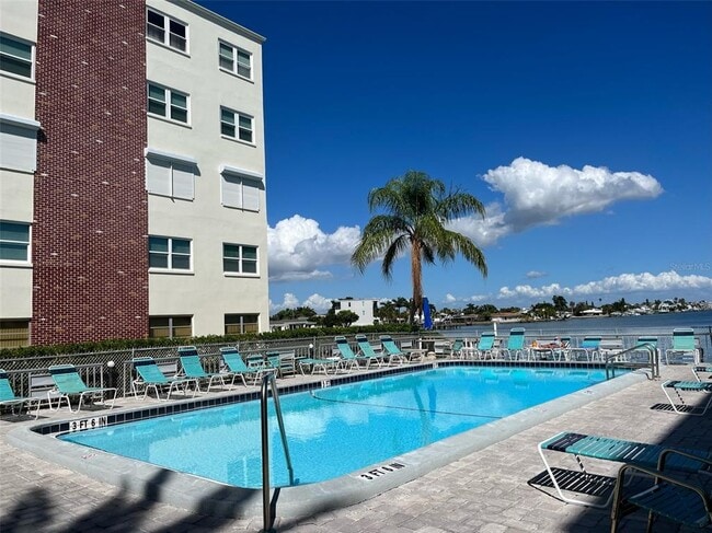 Building Photo - 5555 Gulf Blvd
