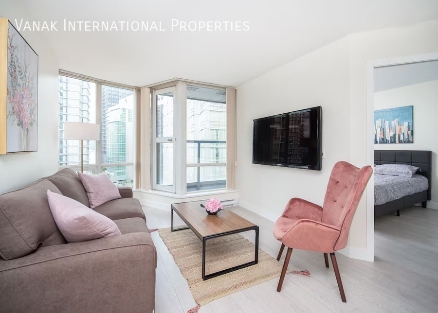 Primary Photo - Modern 1BR Furnished Condo ? Renovated in ...