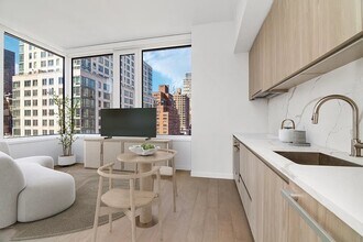 Building Photo - 200 E 23rd St