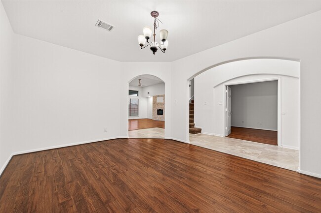 Foto del edificio - 22303 Naple Hollow Ln