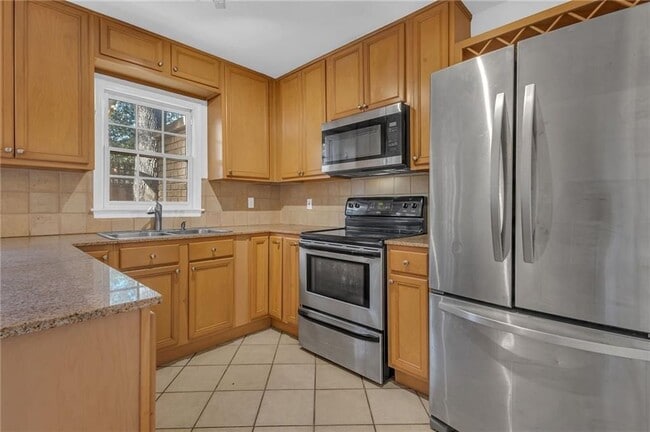Foto del edificio - 1101 Collier Rd NW