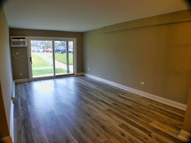 Building Photo - 8569 101st Terrace