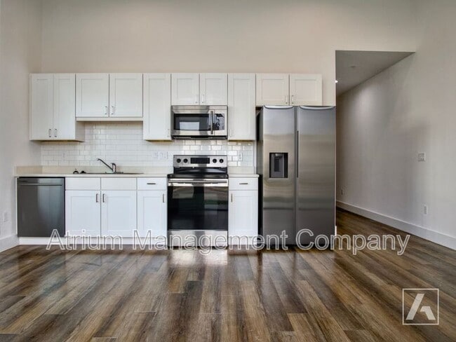 Building Photo - 201 Sanford Ave