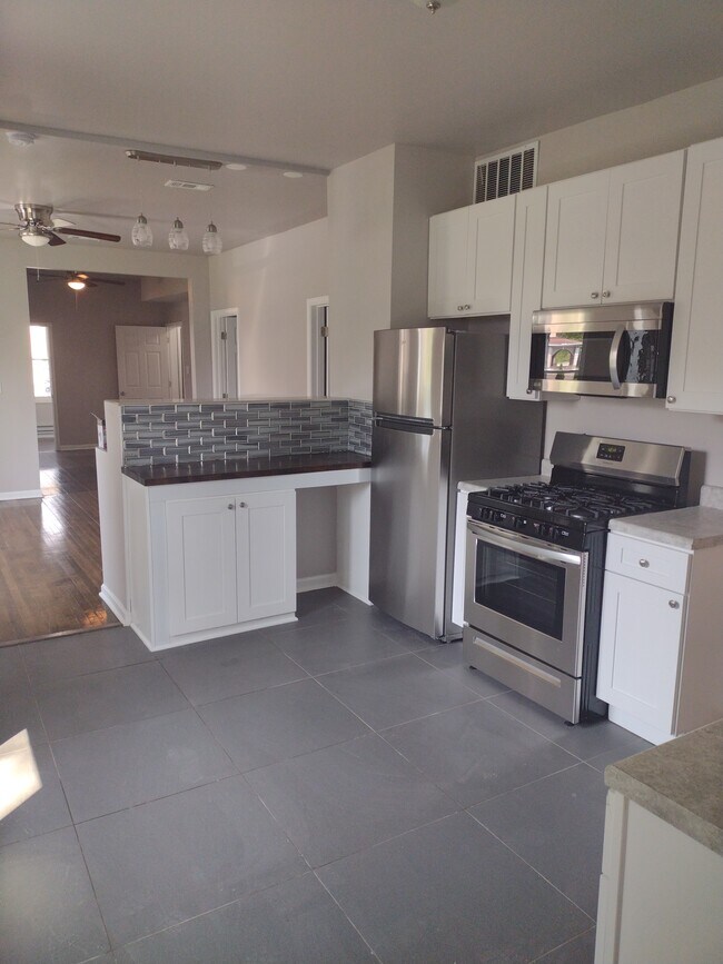 Foto del edificio - 48 W 21st St