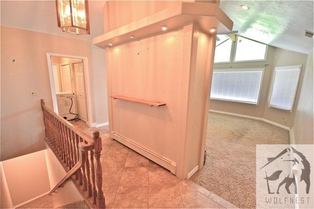 Building Photo - 2404 Summer Oak Cir