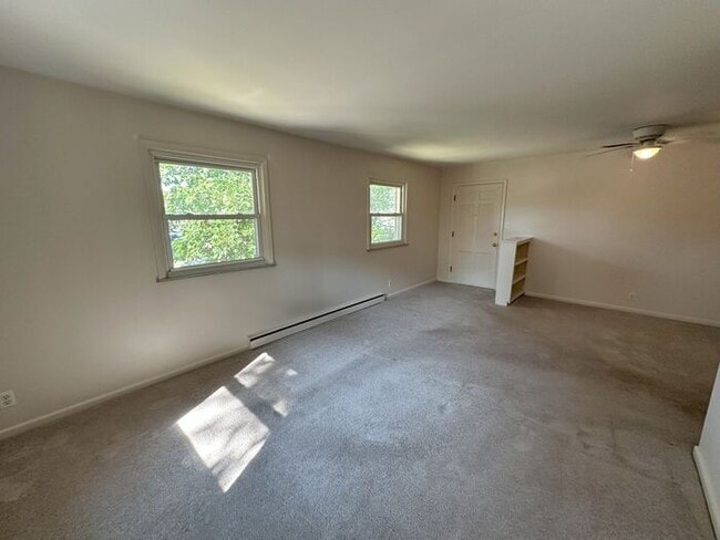 Building Photo - 5801 W 25th St