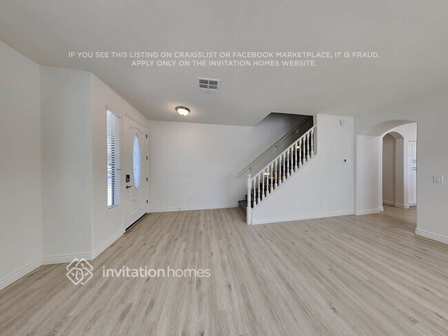 Foto del edificio - 14536 W Maui Ln