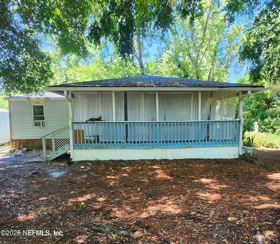 Foto principal - 1089 W 15th St