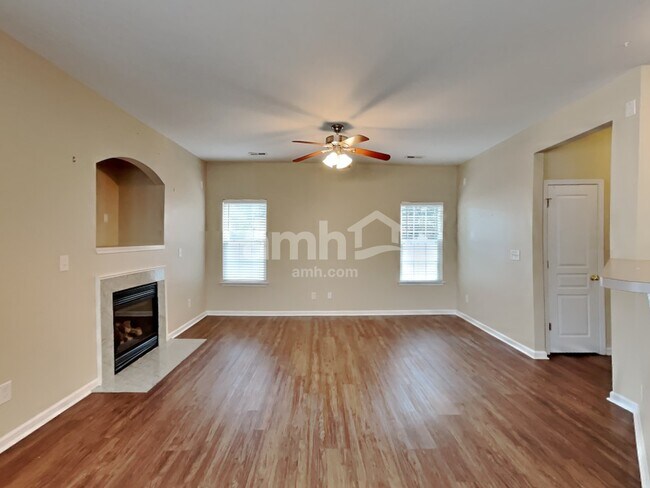 Building Photo - 19134 Long Pond Ln