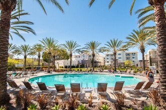 Building Photo - 5441 Ocean, 102