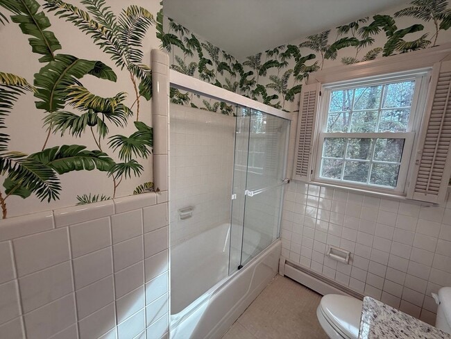 Building Photo - 1121 Forest Hills Rd NW