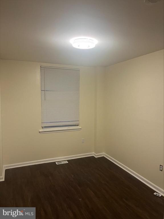 Building Photo - 727 Berkley St