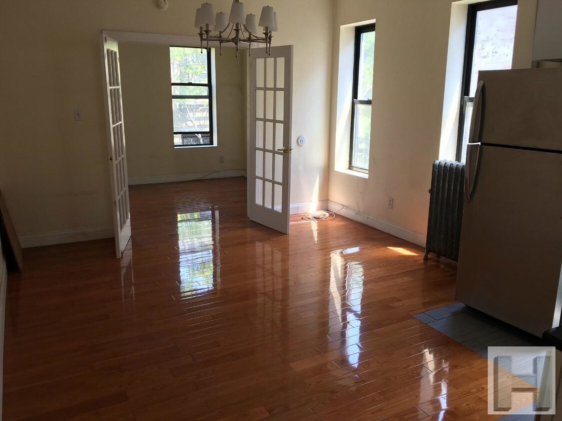 Foto principal - 537 W 158th St