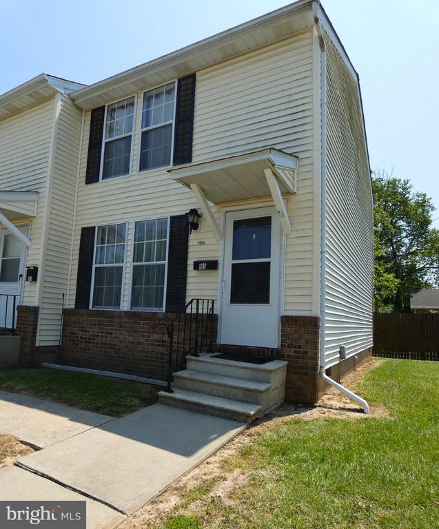 Building Photo - 105 S Lynchburg St