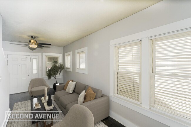 Foto del edificio - 4023 Taylor Blvd