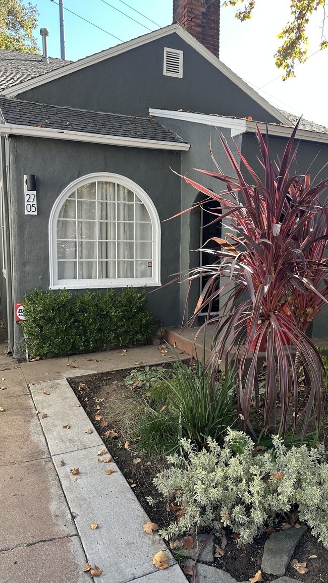 Photo - Charming 1 Bedroom 1 Bath Historic Duplex,... Townhome