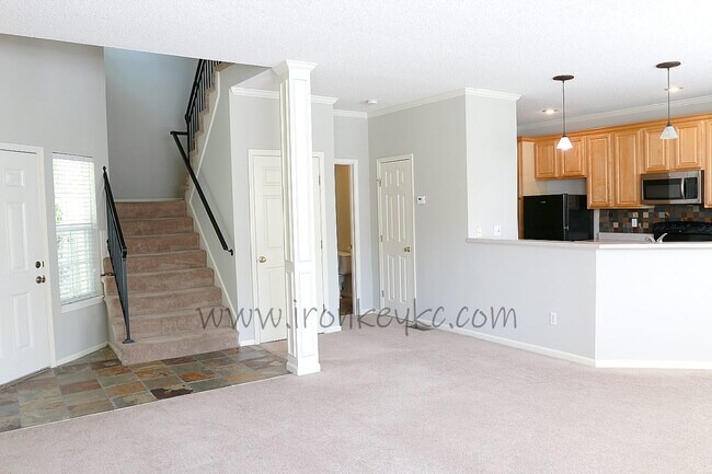 Building Photo - 9221 Boehm Dr