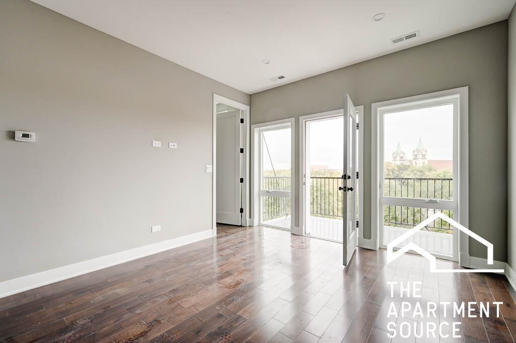 Foto principal - 2217 N Clybourn Ave