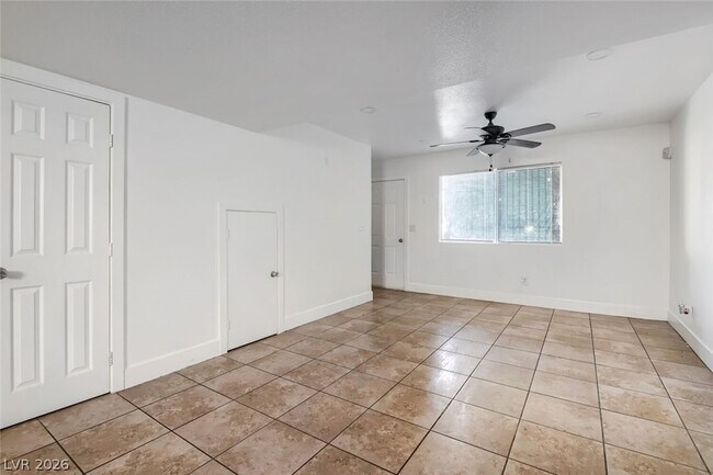 Foto del edificio - 3501 Rio Robles Dr
