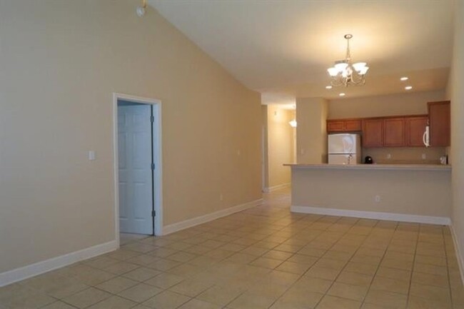 Foto del edificio - Charming 2 bed/2 bath townhome