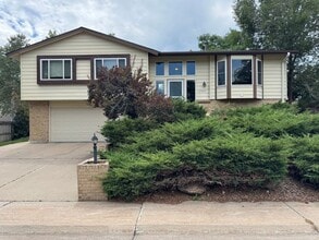 Building Photo - 10380 W Warren Dr