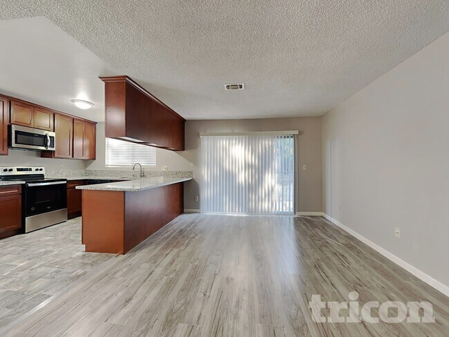 Foto del edificio - 748 La Cruz Ln