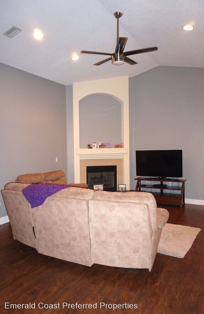 Foto del edificio - 3 br, 2 bath House - 2039 Fountainview Dr.
