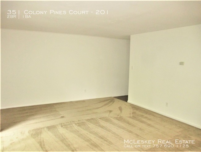 Foto del edificio - Colony Pines Apartments