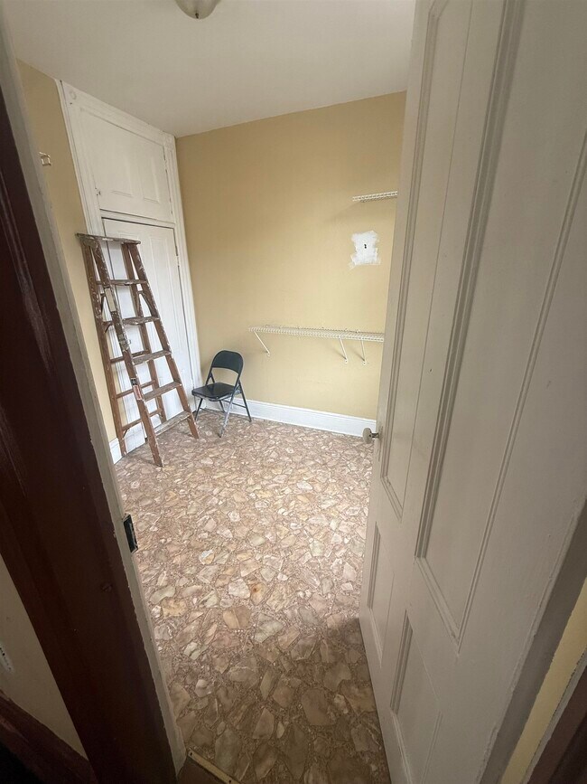 Foto del edificio - 417 42nd St