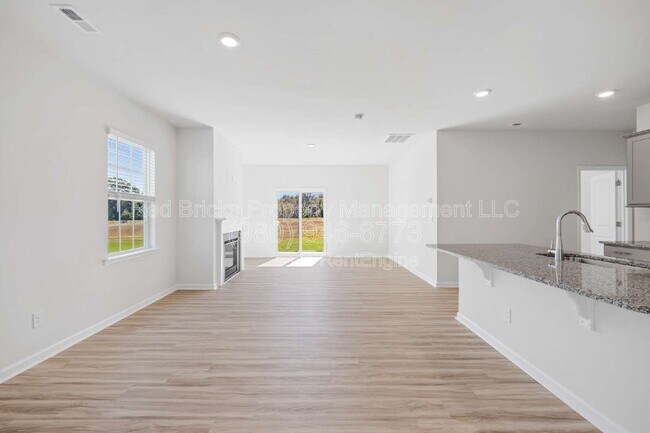 Foto del edificio - 1837 Vanderlyn St