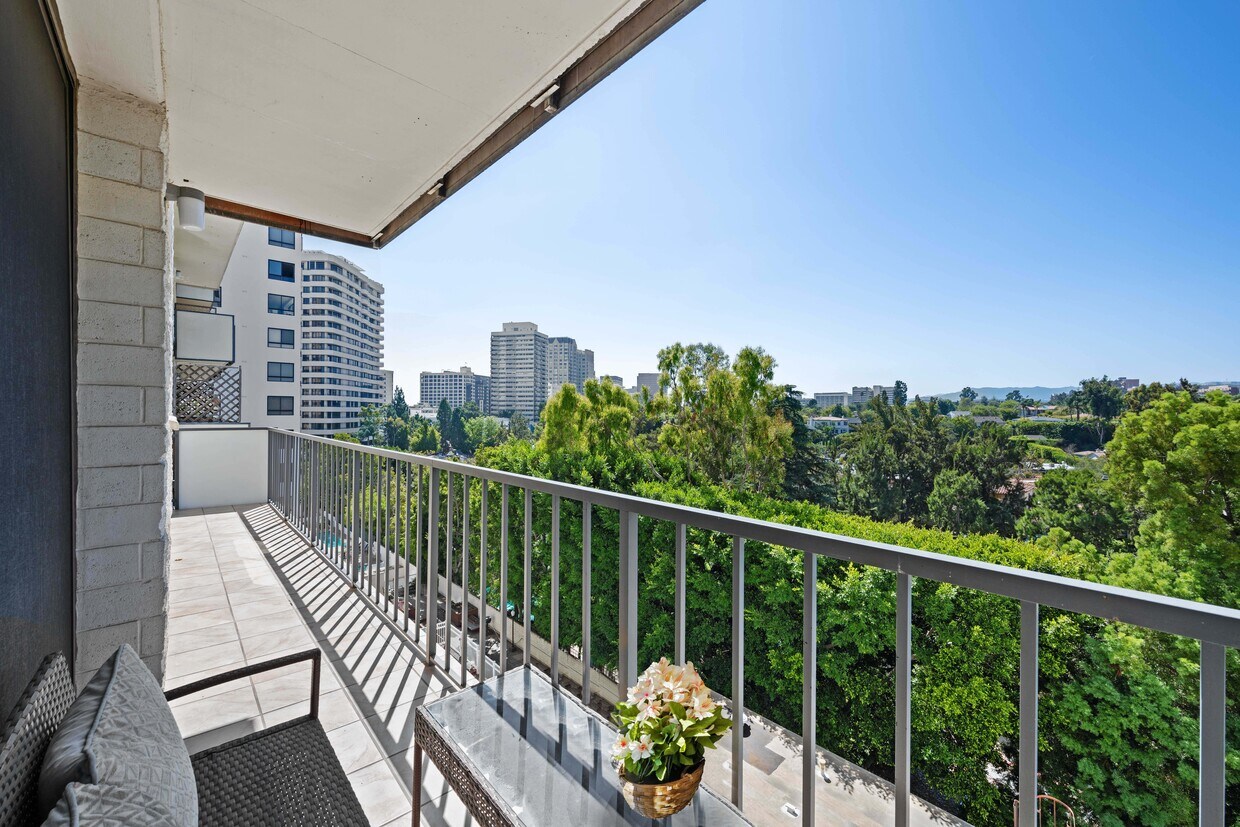 Primary Photo - 10535 Wilshire Blvd