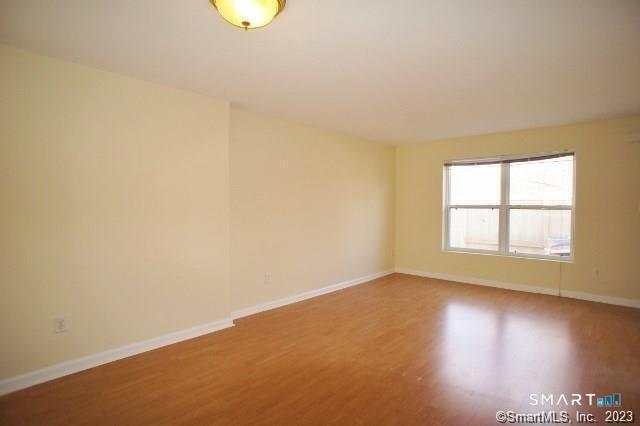 Foto del edificio - 16 Oakwood Ave